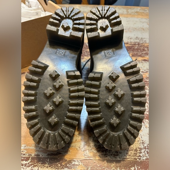 Dr. Martens Leona Lo Black vintage smooth US 9/UK 7/EU 41 EXCELLENT shape! - Picture 4 of 8